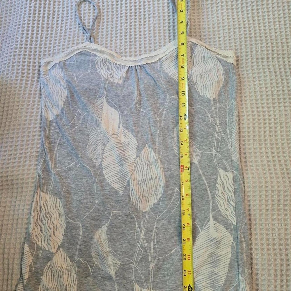 Vntg Y2K American Eagle Grey Lace Trim Tank Top - Picture 5 of 8